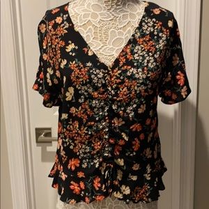 H&M Floral Short Sleeve Ruffle Blouse